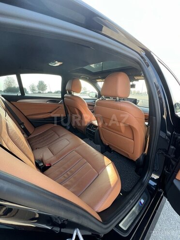 BMW 520 2017, 196,000 km - 2.0 l - Bakı