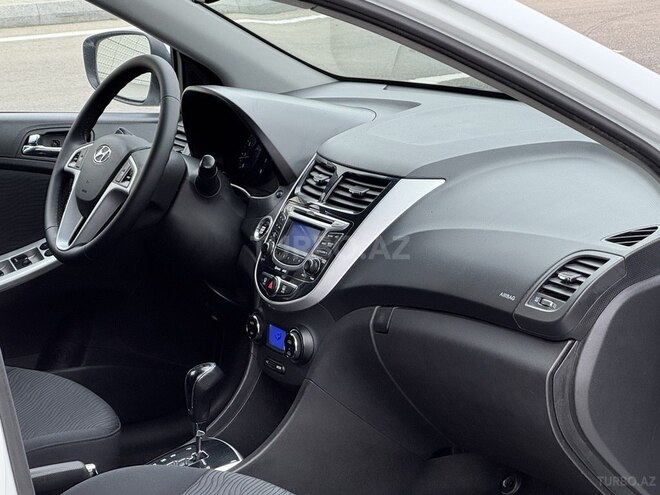 Hyundai Accent 2013, 137,000 km - 1.6 l - Bakı