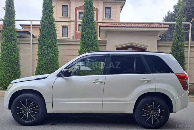 Suzuki Grand Vitara 2009, 169,000 km - 2.4 л - Bakı