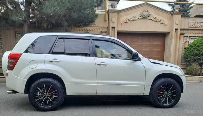 Suzuki Grand Vitara 2009, 169,000 km - 2.4 л - Bakı