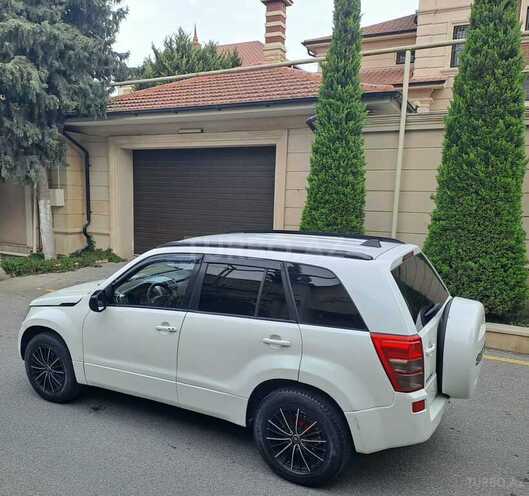 Suzuki Grand Vitara 2009, 169,000 km - 2.4 л - Bakı