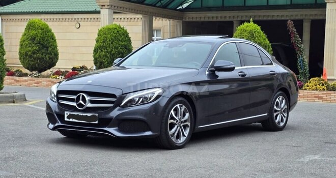 Mercedes C 220 d 2016, 238,500 km - 2.1 l - Bakı