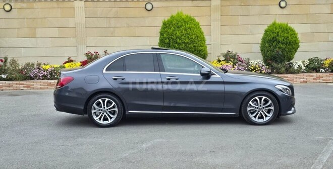Mercedes C 220 d 2016, 238,500 km - 2.1 l - Bakı