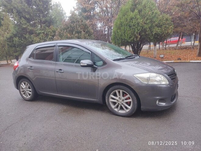 Toyota Auris 2011, 229,000 km - 1.4 l - Göygöl