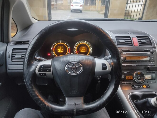 Toyota Auris 2011, 229,000 km - 1.4 l - Göygöl