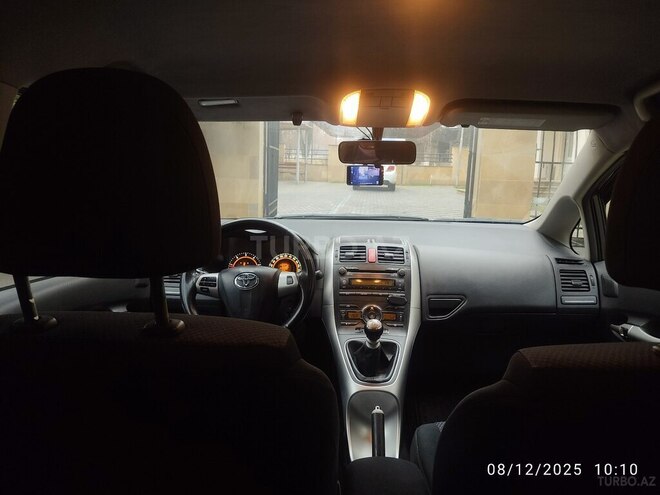 Toyota Auris 2011, 229,000 km - 1.4 l - Göygöl
