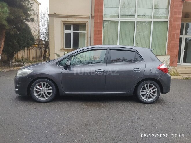 Toyota Auris 2011, 229,000 km - 1.4 l - Göygöl