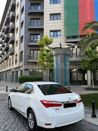 Toyota Corolla 2014, 105,000 km - 2.0 l - Bakı