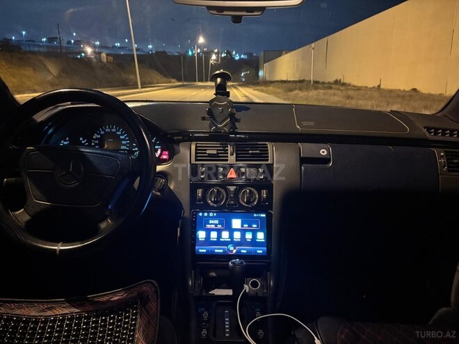 Mercedes E 220-5
