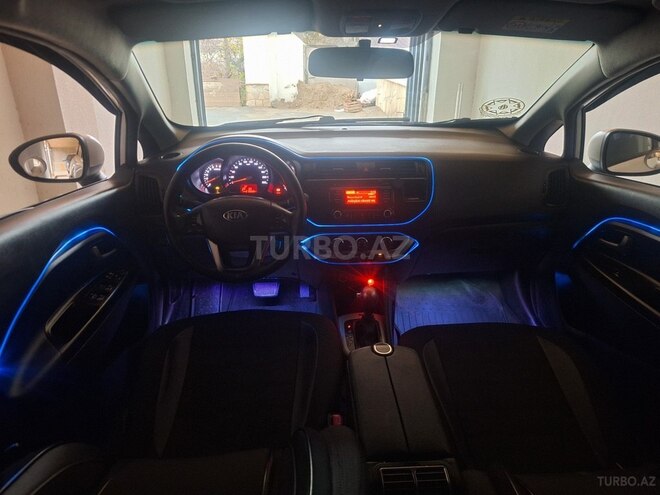 Kia Rio 2013, 215,342 km - 1.4 l - Bakı