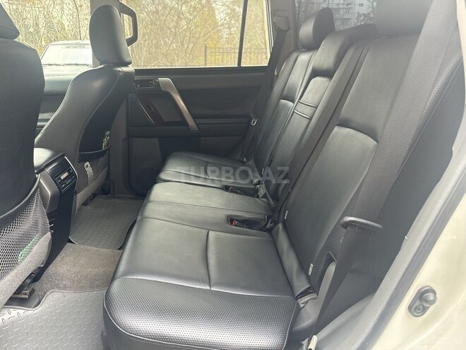 Toyota Land Cruiser Prado 2009, 142,000 km - 2.7 l - Bakı