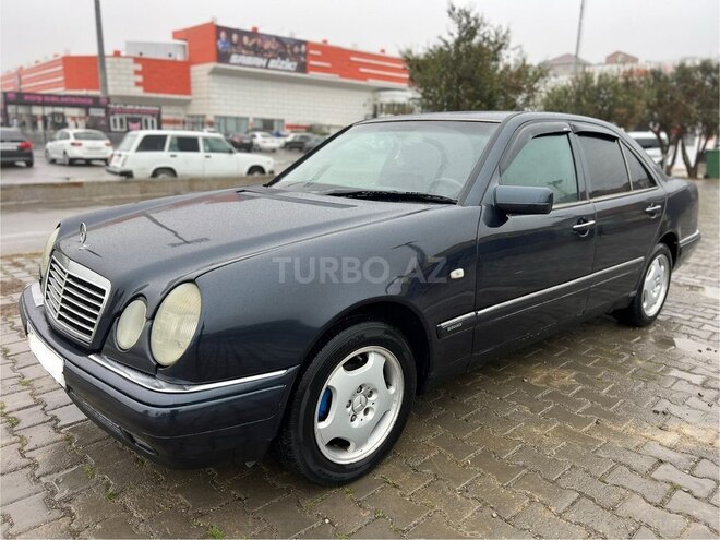 Mercedes E 200 1995, 298,521 km - 2.0 l - Bakı