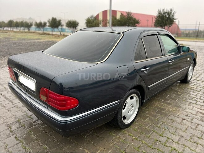 Mercedes E 200 1995, 298,521 km - 2.0 l - Bakı