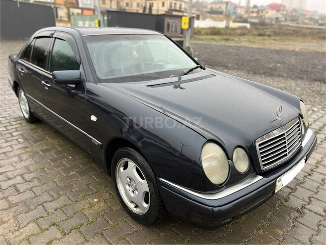 Mercedes E 200 1995, 298,521 km - 2.0 l - Bakı