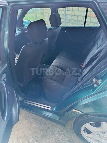 Mercedes C 200 2000, 623,580 km - 2.2 l - Göyçay