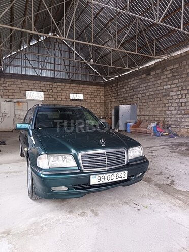 Mercedes C 200 2000, 623,580 km - 2.2 l - Göyçay