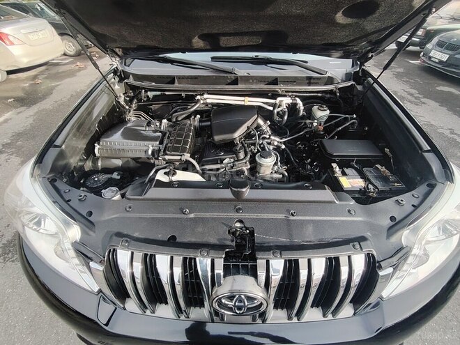 Toyota Land Cruiser Prado 2011, 257,000 km - 2.7 l - Quba