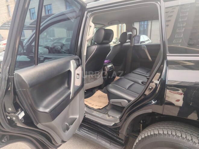 Toyota Land Cruiser Prado 2011, 257,000 km - 2.7 l - Quba