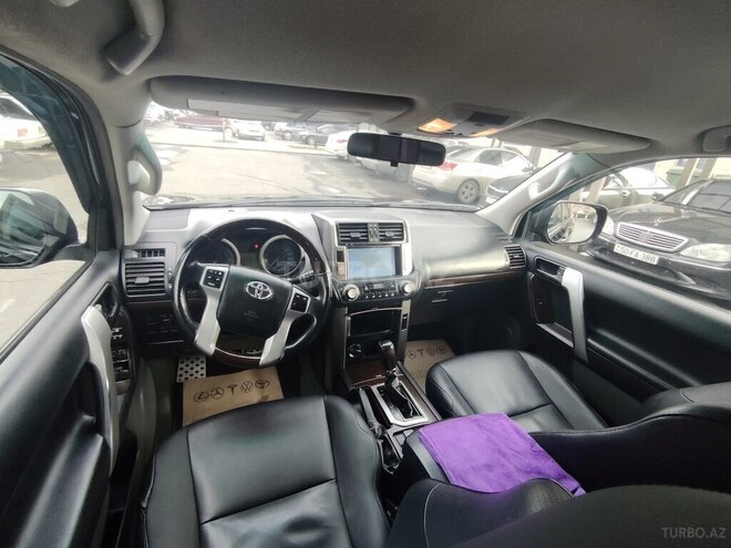 Toyota Land Cruiser Prado 2011, 257,000 km - 2.7 l - Quba
