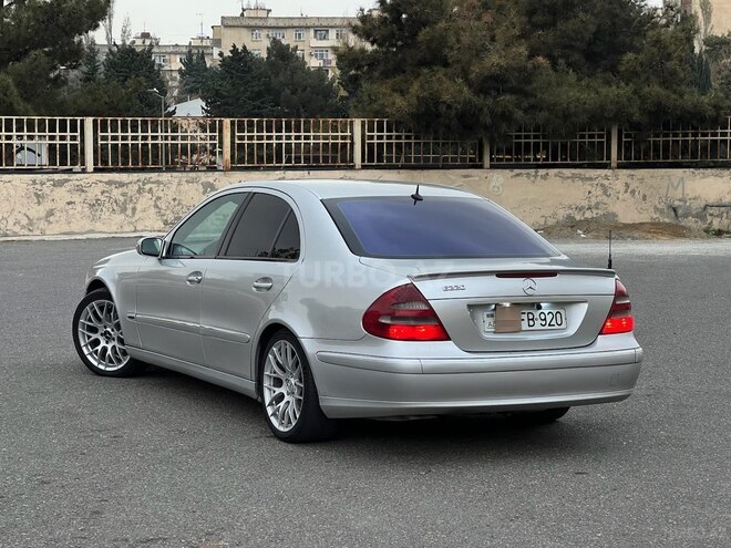 Mercedes E 220 2002, 372,000 km - 2.2 л - Bakı