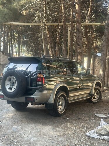 Mitsubishi Nativa-8