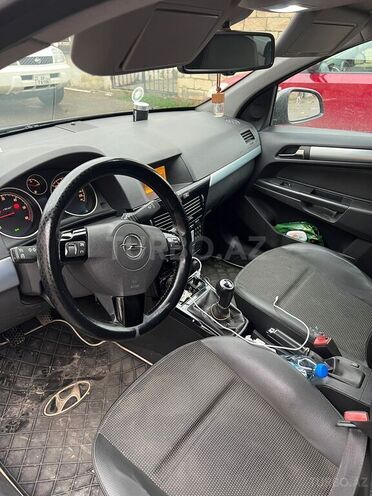 Opel Astra 2009, 248,000 km - 1.3 l - Bakı