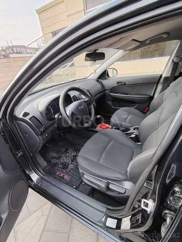 Hyundai i30 2008, 253,930 km - 1.4 л - Tovuz