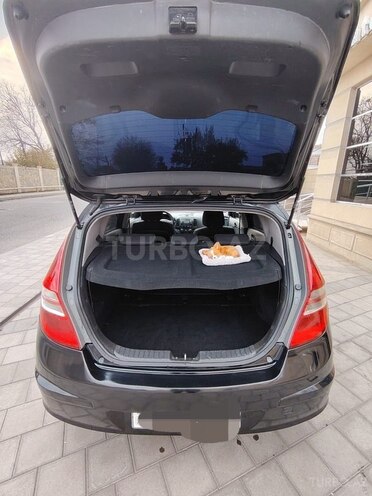 Hyundai i30 2008, 253,930 km - 1.4 л - Tovuz