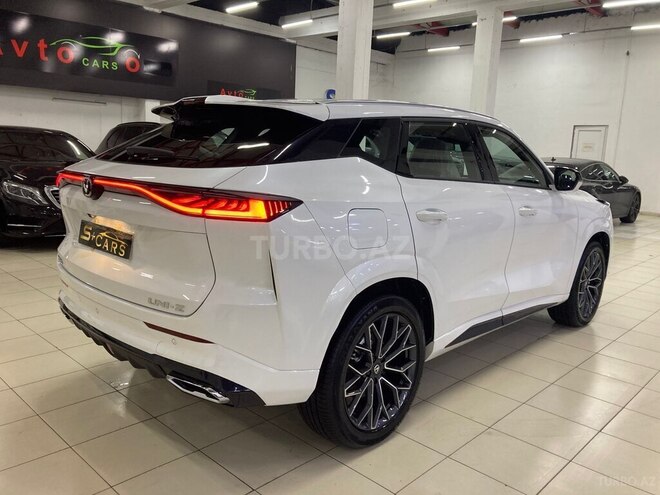 Changan Uni-Z-9
