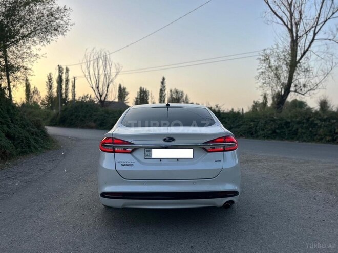 Ford Fusion (North America) 2018, 180,000 km - 2.0 л - Bakı