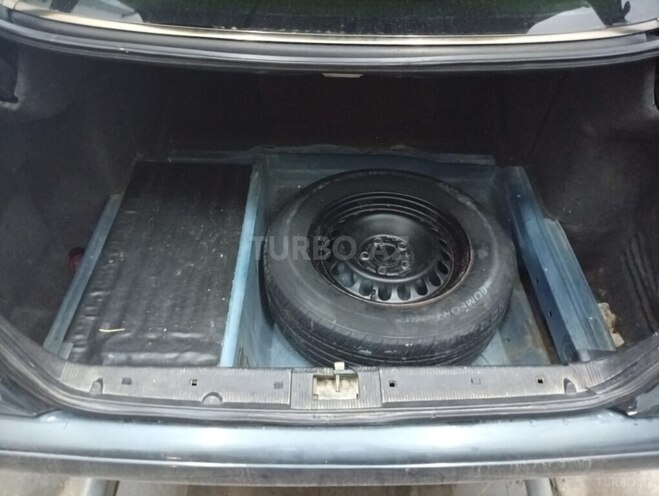 Mercedes E 240 1999, 326,000 km - 2.6 l - Bakı