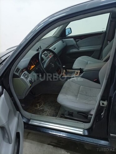 Mercedes E 240 1999, 326,000 km - 2.6 l - Bakı