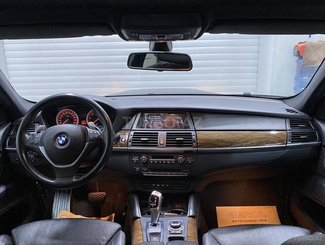 BMW X6-15