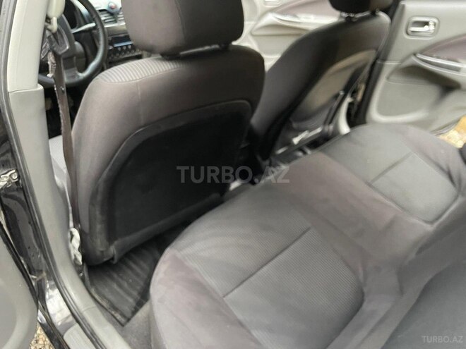 Nissan Sunny 2011, 325,000 km - 1.6 l - Bakı