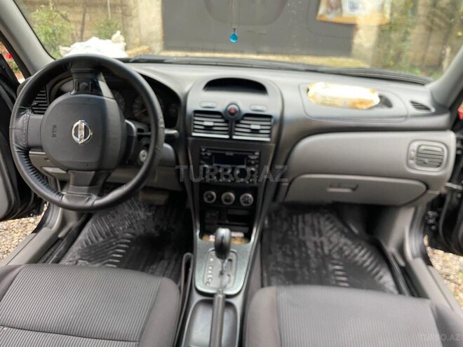 Nissan Sunny 2011, 325,000 km - 1.6 l - Bakı