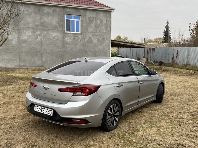 Hyundai Elantra 2019, 167,500 km - 2.0 л - Bakı