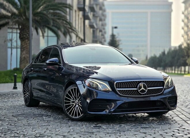 Mercedes E 300 4MATIC 2016, 76,800 km - 2.0 л - Bakı