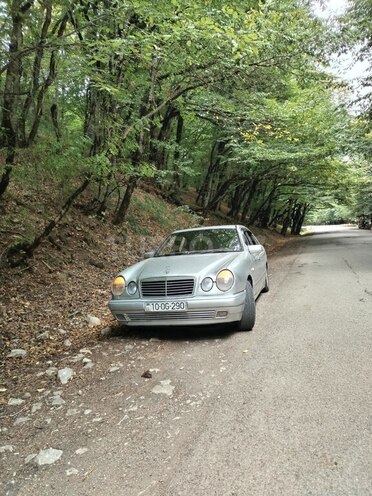 Mercedes E 290 1997, 801,000 km - 2.9 l - Bakı