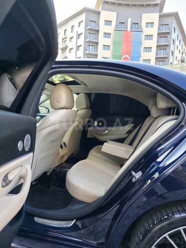 Mercedes E 300 4MATIC 2016, 76,800 km - 2.0 л - Bakı
