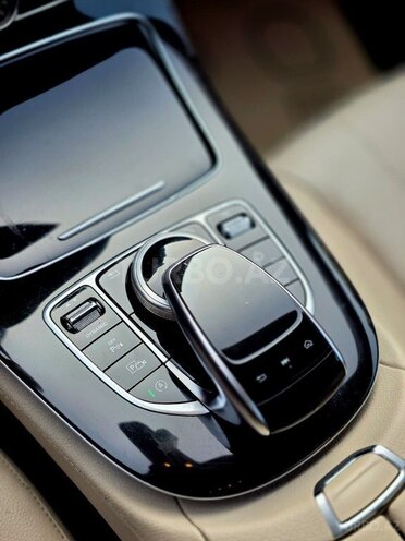 Mercedes E 300 4MATIC 2016, 76,800 km - 2.0 л - Bakı