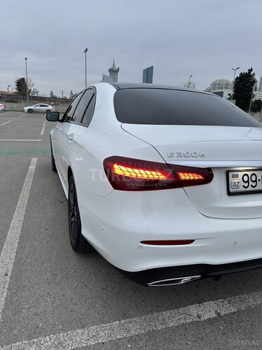 Mercedes E 300 e 2022, 76,000 km - 2.0 л - Bakı
