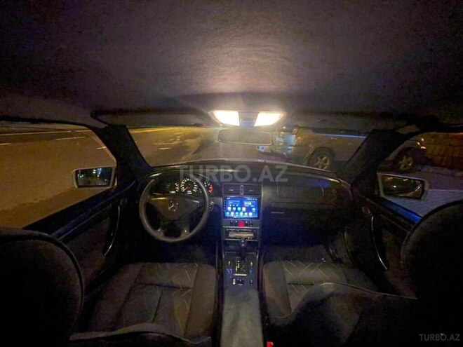 Mercedes C 220 1999, 210,000 km - 2.2 l - Bakı