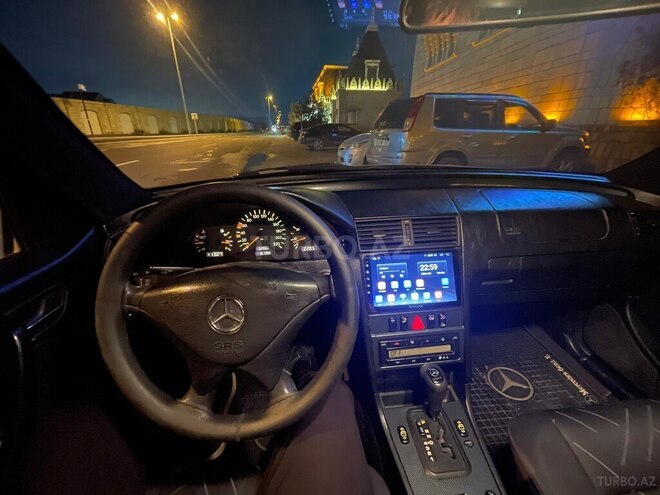Mercedes C 220 1999, 210,000 km - 2.2 l - Bakı