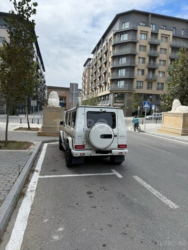 Mercedes G 55 AMG-2