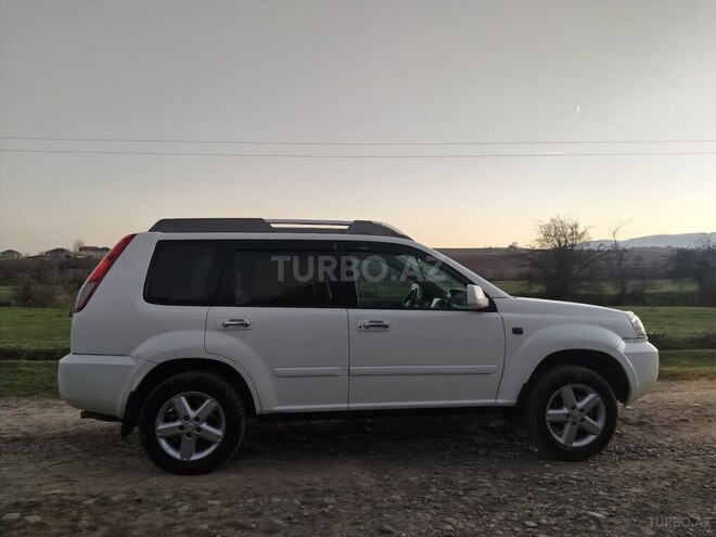 Nissan X-Trail 2006, 232,000 km - 2.5 l - Qusar