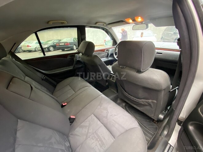 Mercedes E 240 1999, 401,000 km - 2.4 l - Bakı