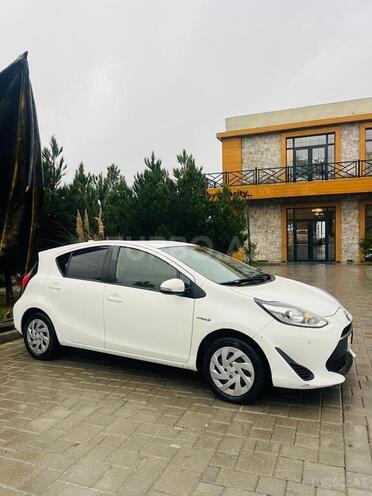 Toyota Aqua 2017, 125,000 km - 1.5 l - Bakı