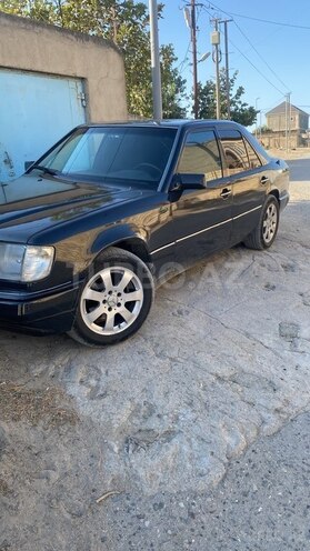 Mercedes E 250 1995, 665,908 km - 2.5 л - Bakı
