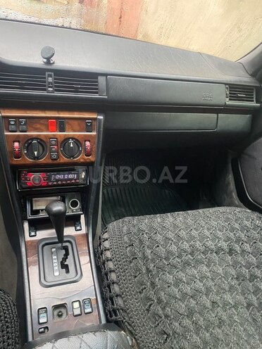 Mercedes E 250 1995, 665,908 km - 2.5 л - Bakı