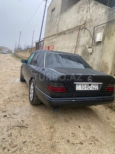 Mercedes E 250 1995, 665,908 km - 2.5 л - Bakı